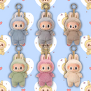 LLAVERO LABUBU PARADO